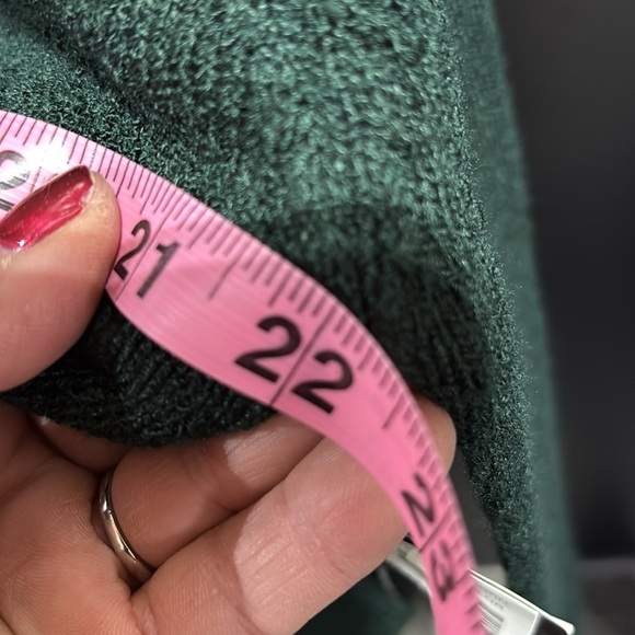 Sag Harbor Textured Knit button down cardigan, V-neck, gold floral buttons - Picture 8 of 11